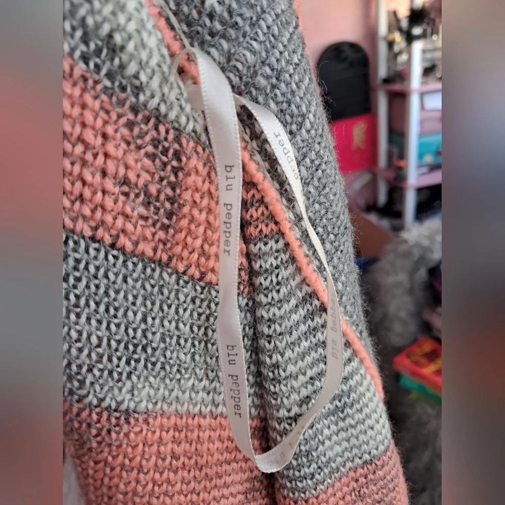 Blu Pepper Orange and Gray Geometric Cardigan - Picture 12 of 13